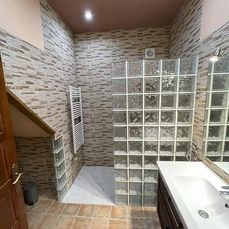 Remigi, Centro Del Pueblo Con Aire Acondicionado Apartment *